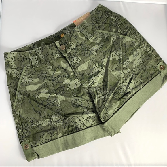 Carhartt Original Fit El Paso Shorts Green Camo - Picture 2 of 11